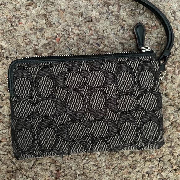 Coach Wristlet Wallet - Picture 2 of 3